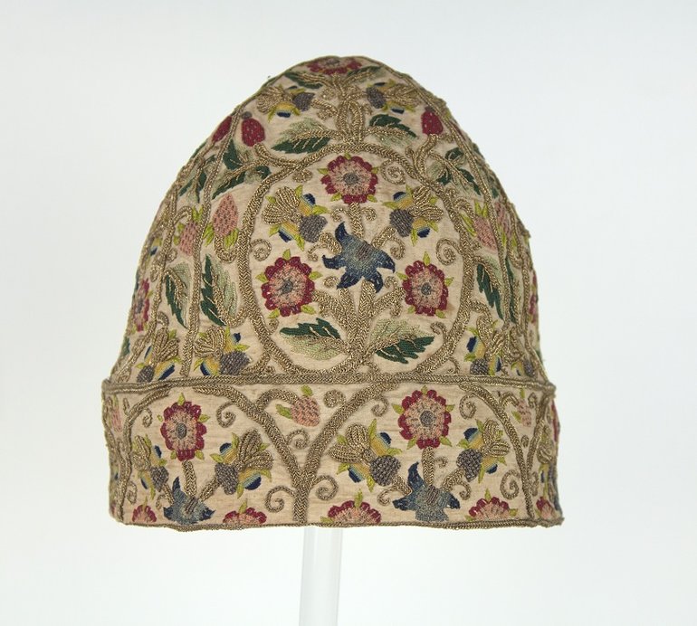 Gentleman's Night Cap early 17th century