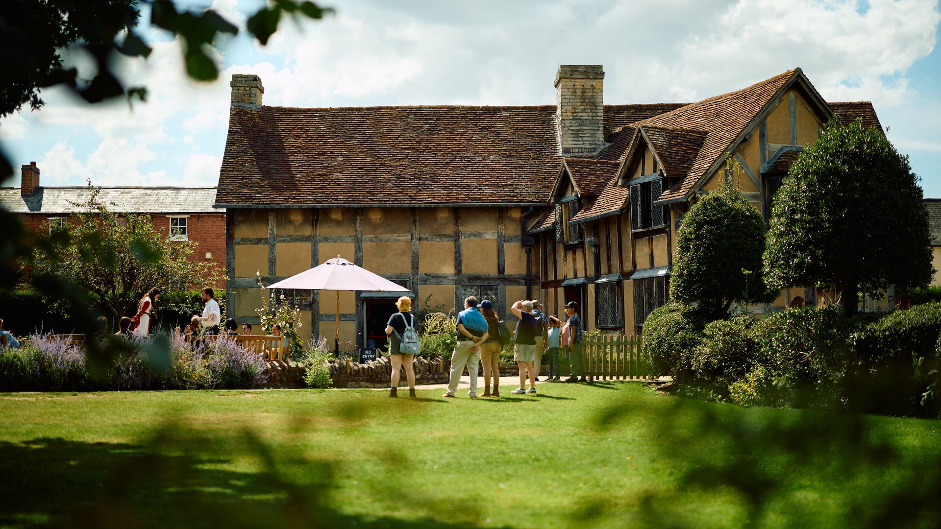 Outside Shakespeare's Birthplace