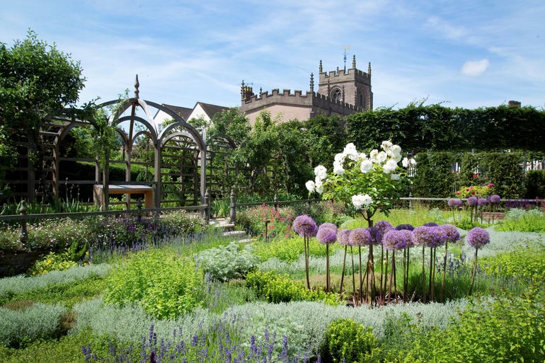 6 - The Knot Garden at Shakespeare_s New Place