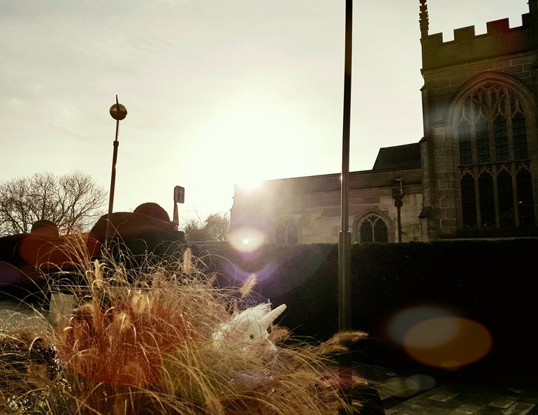 New Place, unicorn in GG