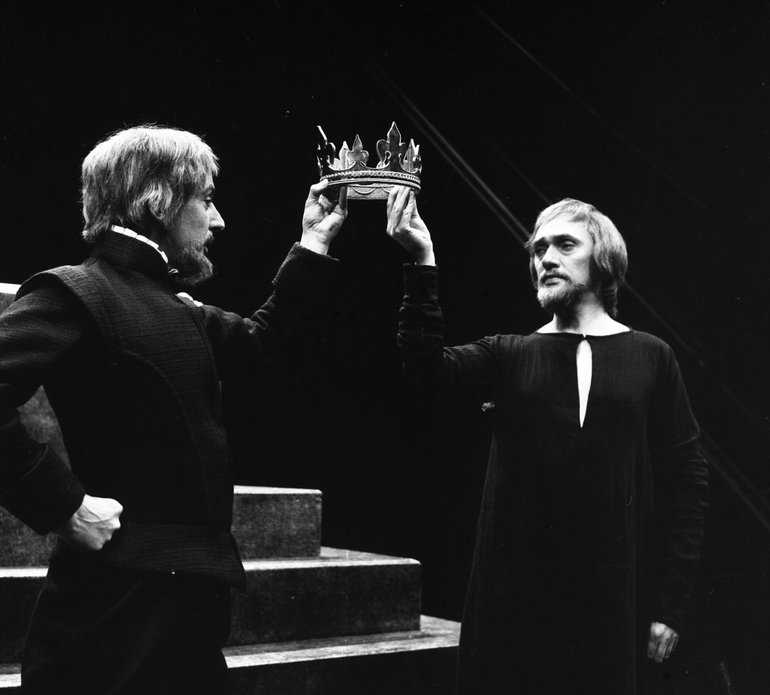 Richard II. The two actors, Pasco and Richardson, each holding one side of the crown.