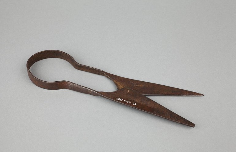 Shears, c.1400s