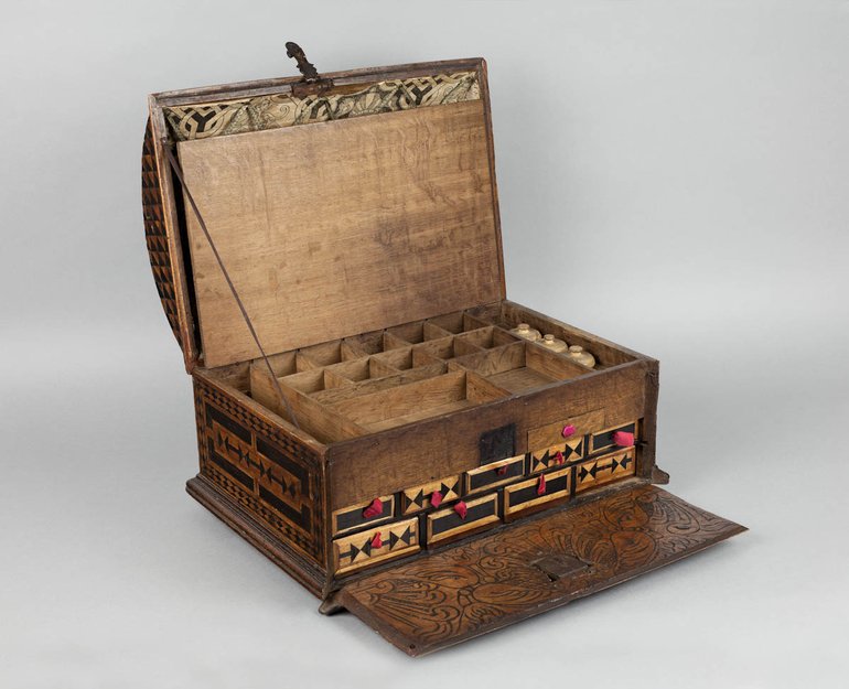 Medicine Chest view open