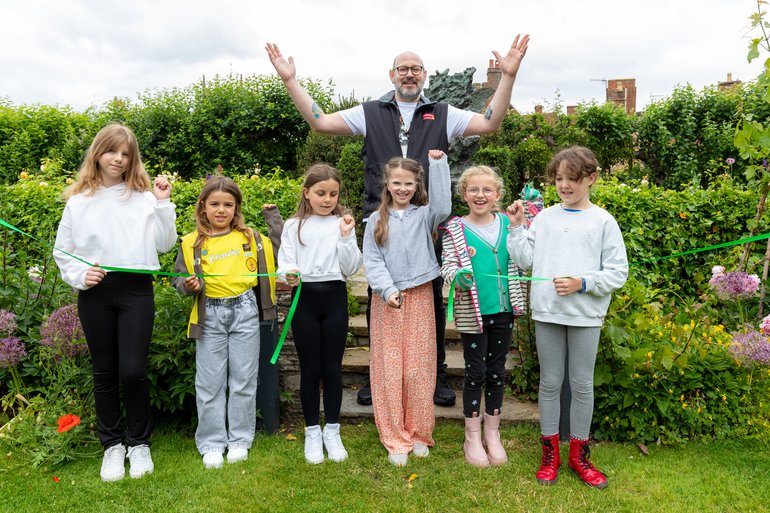 SBT New Place Garden 19