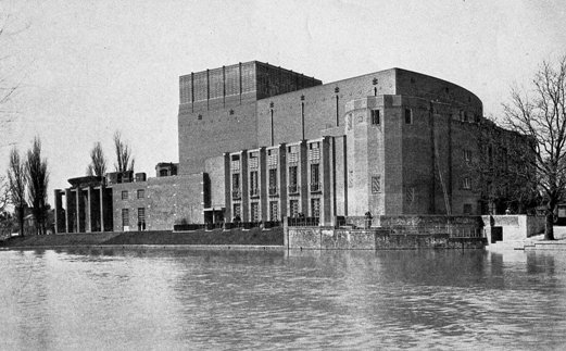 The new Shakespeare Memorial Theatre in 1932