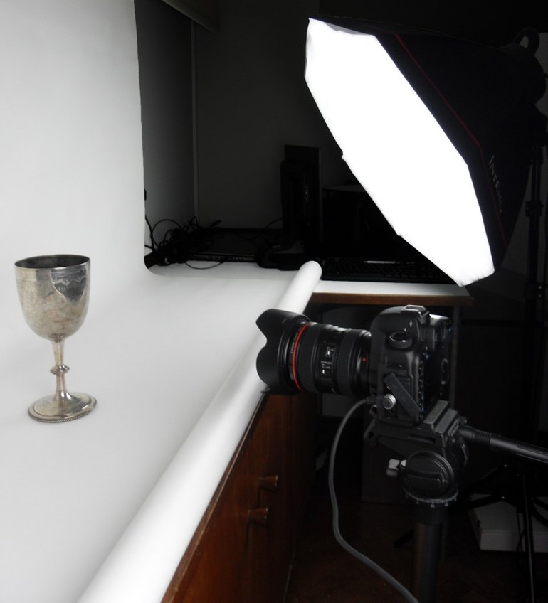 Figure 2: Tripod with DSLR